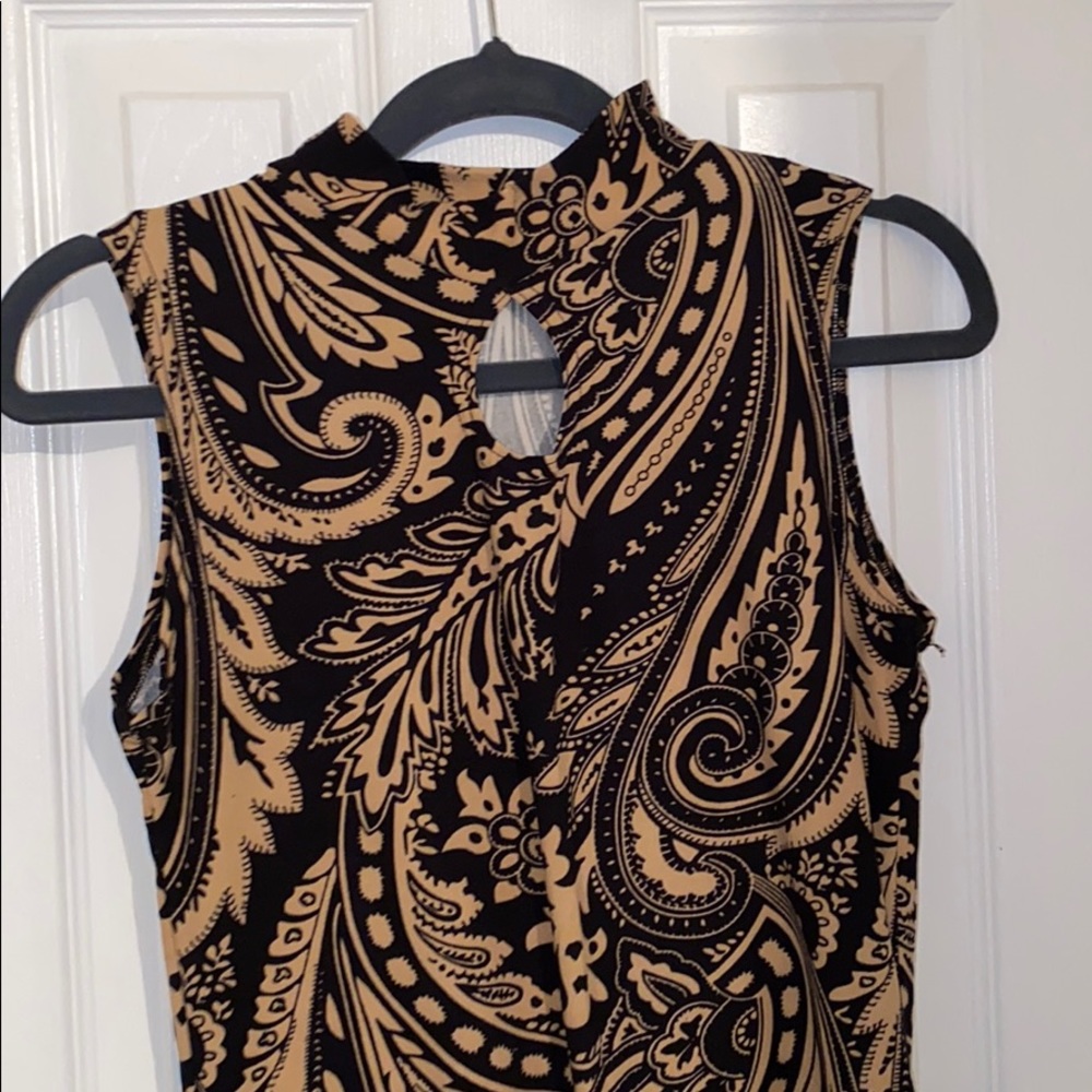 Pattern dress - Picture 3 of 3